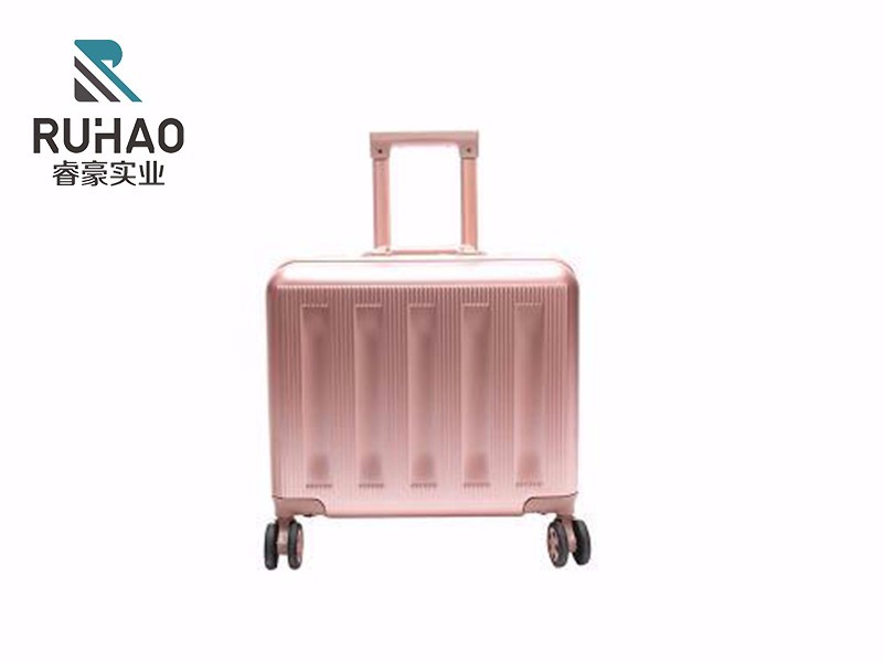 17寸萬向輪（lún）拉杆箱
